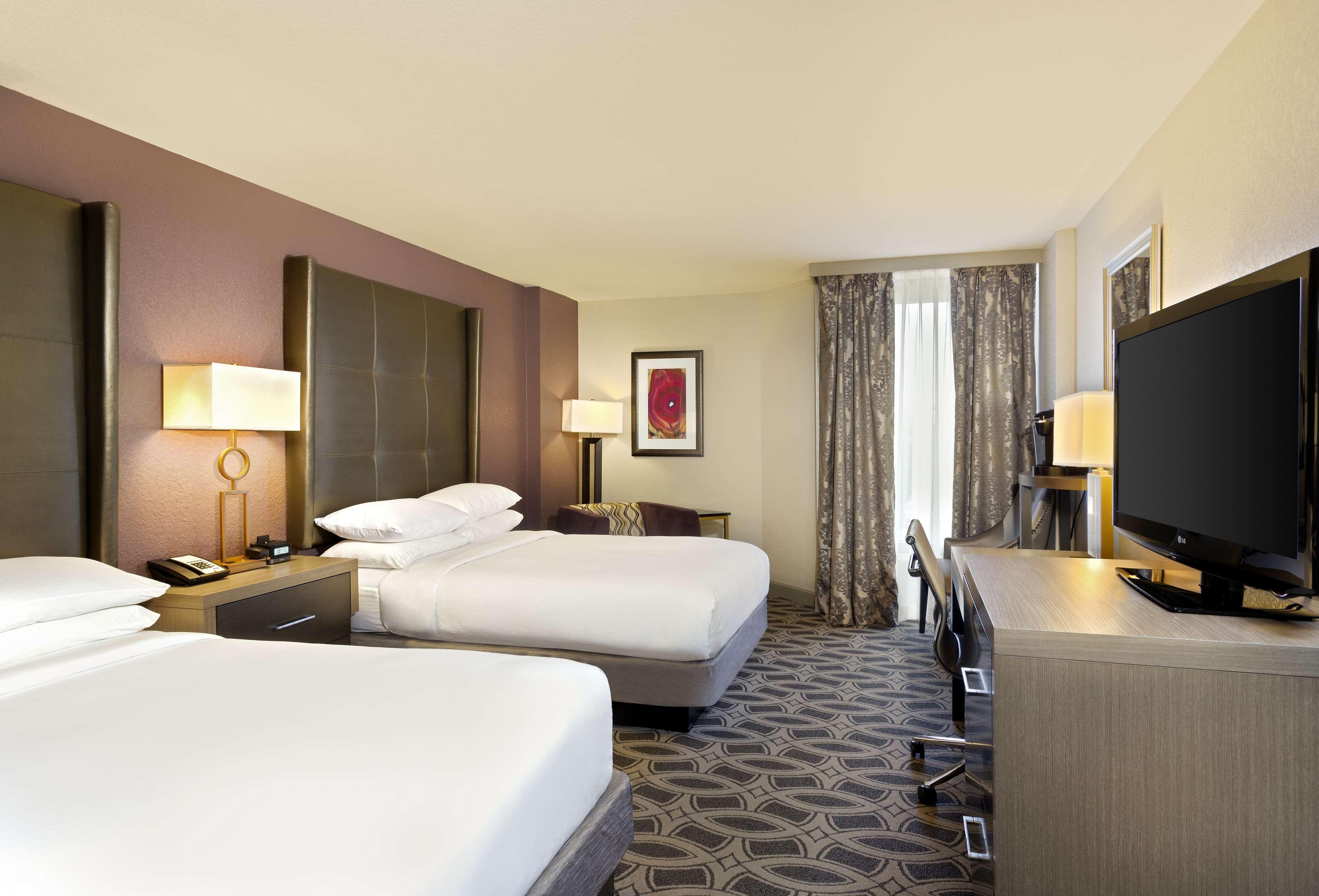 Hotel Doubletree By Hilton Orlando East - Ucf Area Alafaya Exterior foto