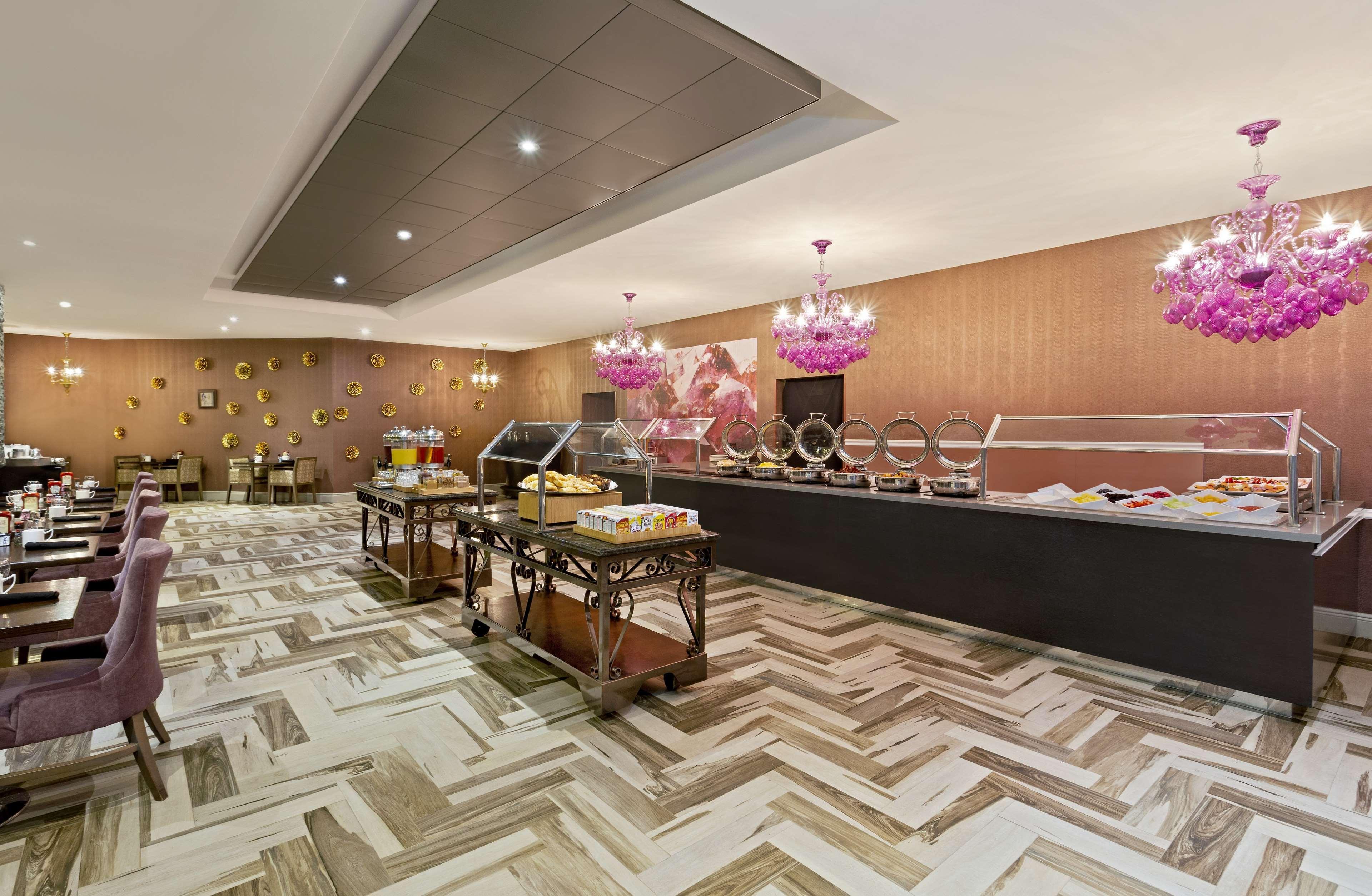 Hotel Doubletree By Hilton Orlando East - Ucf Area Alafaya Exterior foto
